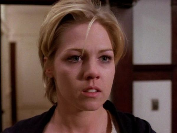 Beverly Hills, 90210 - Bleeding Hearts