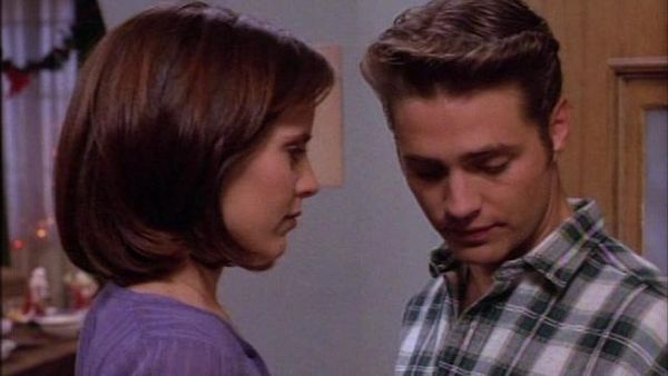 Beverly Hills, 90210 - Angels We Have Heard on High
