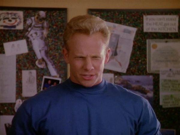 Beverly Hills, 90210 - Everything's Coming Up Roses