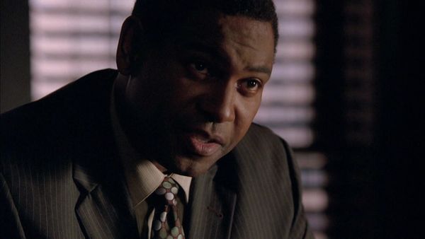 CSI: New York en español - Pasado, presente y homicidio (S5 Ep21)