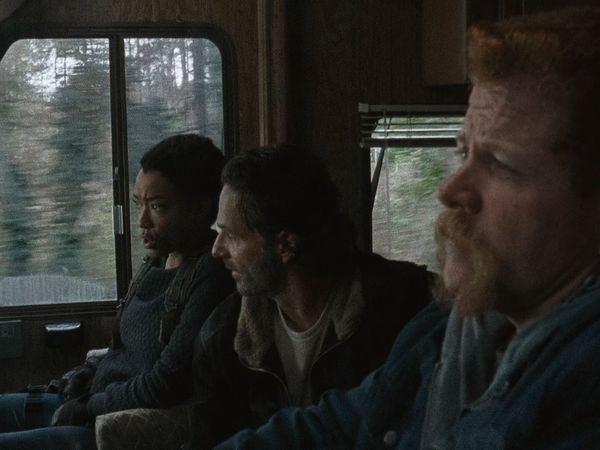 The Walking Dead en español - El último día en la Tierra (S6 Ep16)