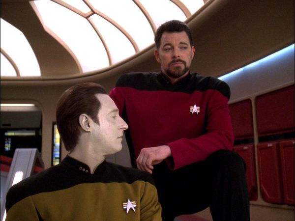 Star Trek: The Next Generation - Parallels