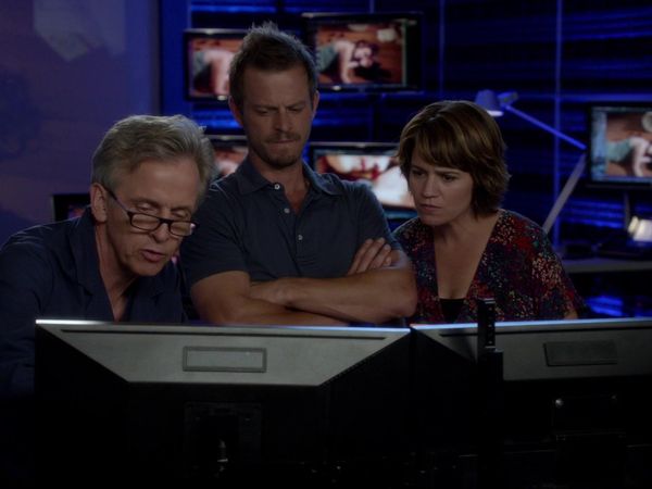 CSI: New York en español - 4.700 kilómetros (S9 Ep3)