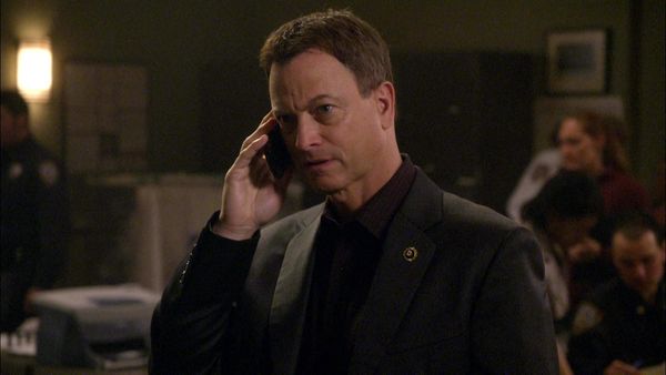 CSI: New York en español - Desde el subsuelo (S6 Ep21)
