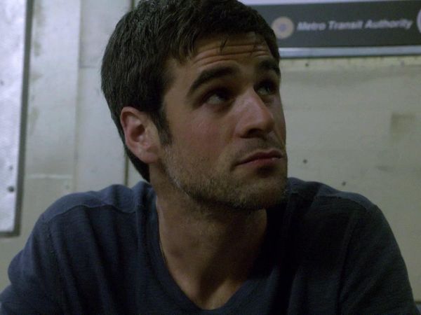 CSI: New York en español - El nido del Cucú (S6 Ep 8)