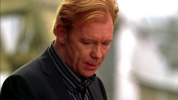 CSI: Miami en español - El humo entra a la investigación