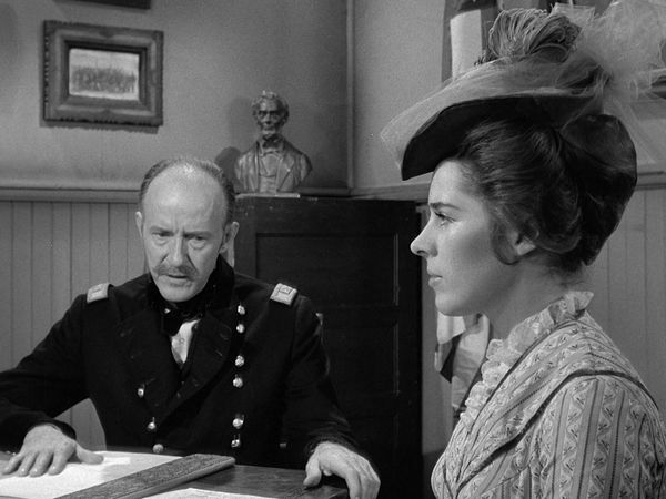 Gunsmoke - The Widow