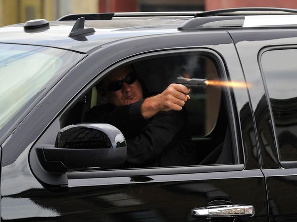 Justiça Implacável - Guerra nas Ruas Parte 2