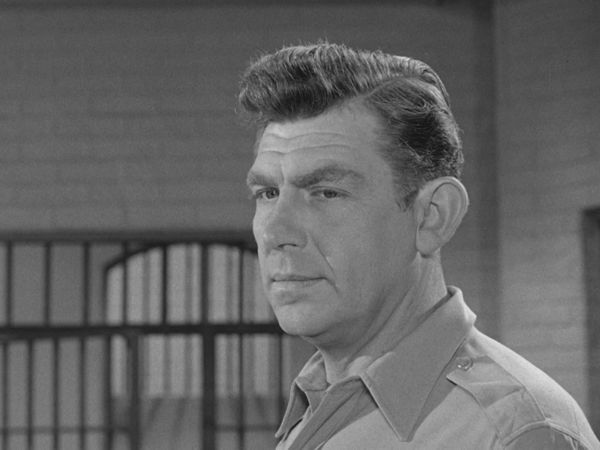 The Andy Griffith Show - The Great Filling Station Robbery