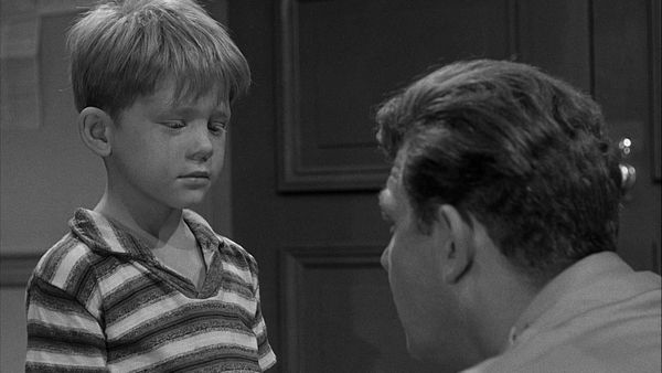 The Andy Griffith Show - Manhunt