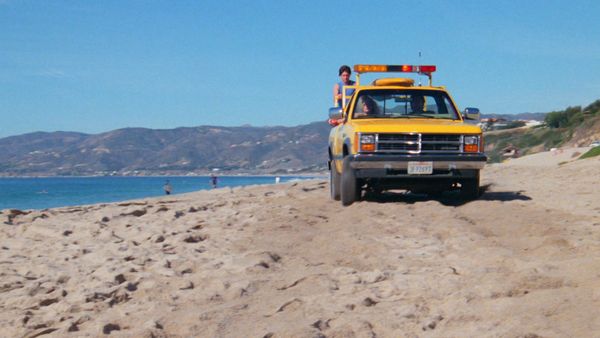 Alerte à Malibu - L'Éclipse