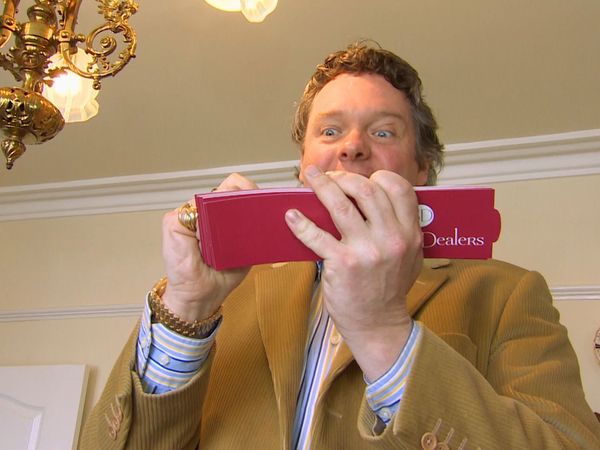 Secret Dealers - Episode 19