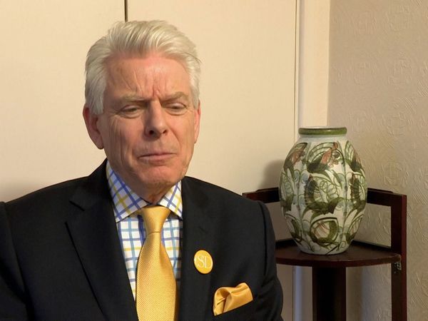 Secret Dealers - Episode 13