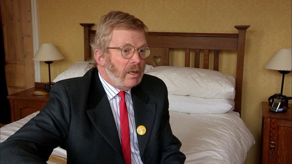 Secret Dealers - Episode 3