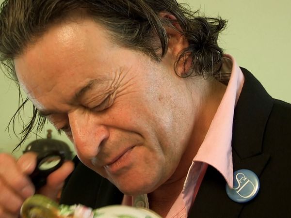 Secret Dealers - Episode 25