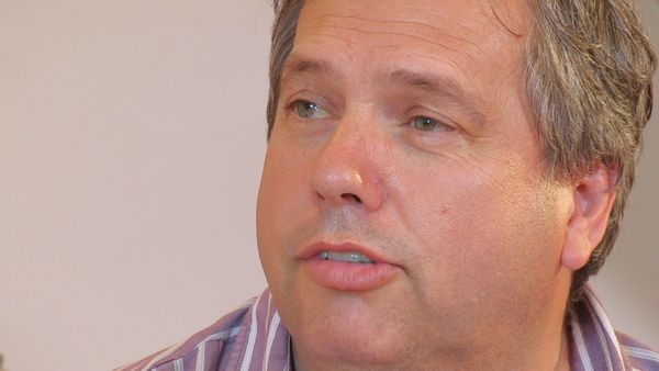 Secret Dealers - Episode 23