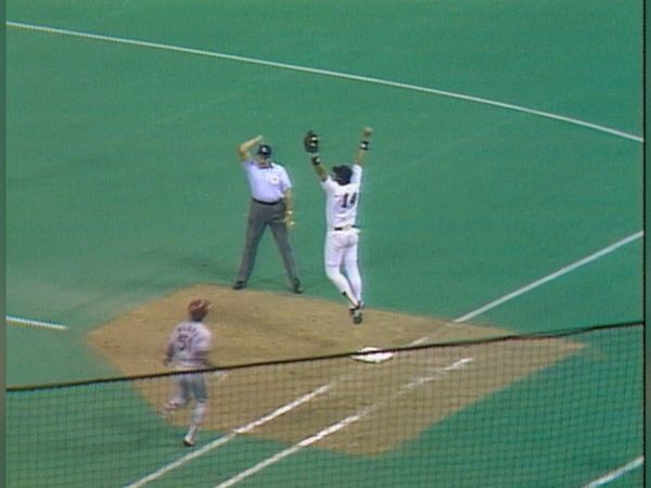 Great Games - 10/25/87: Twins clinch first World Series title