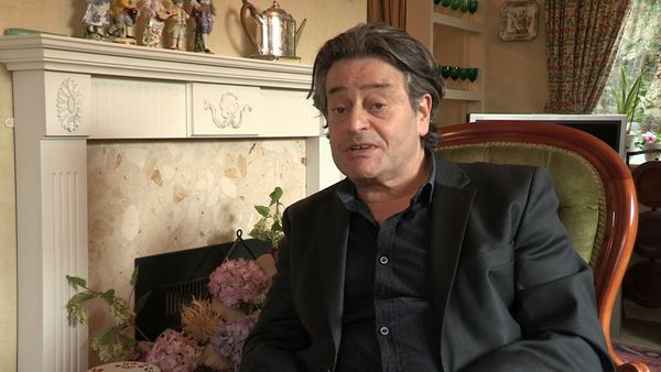 Secret Dealers - Episode 21