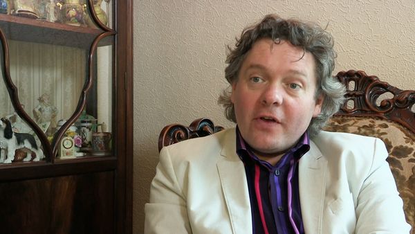 Secret Dealers - Episode 25