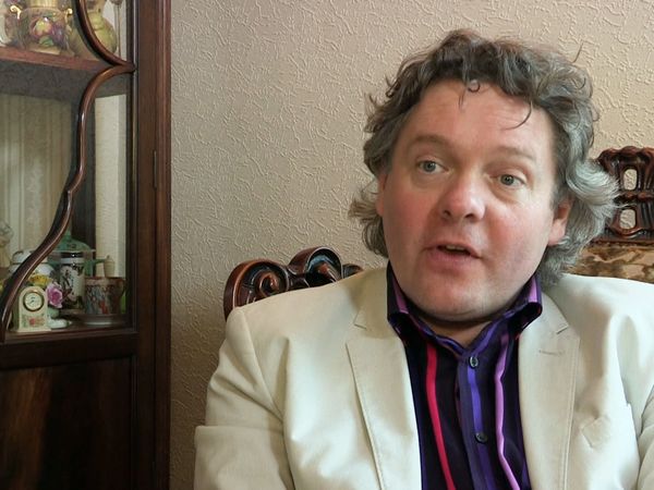 Secret Dealers - Episode 25