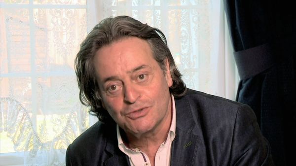 Secret Dealers - Episode 4