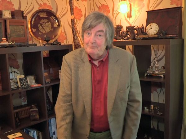 Secret Dealers - Episode 14