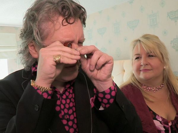 Secret Dealers - Episode 7