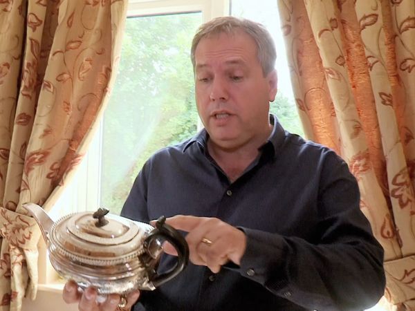 Secret Dealers - Episode 22