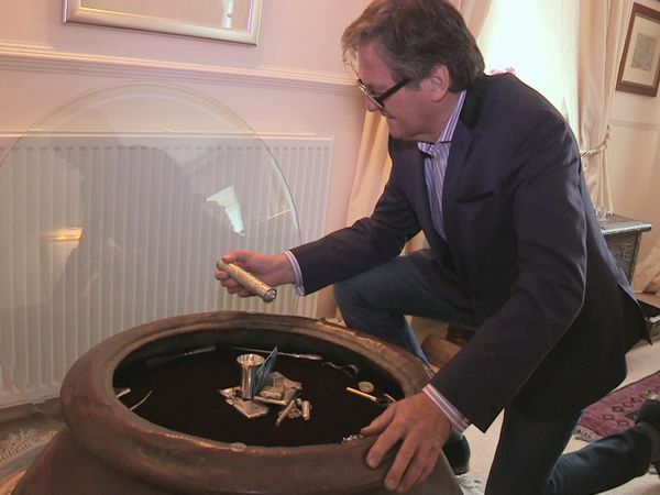 Secret Dealers - Episode 20