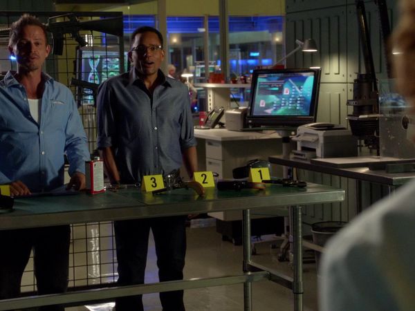CSI: NY - Clue: SI