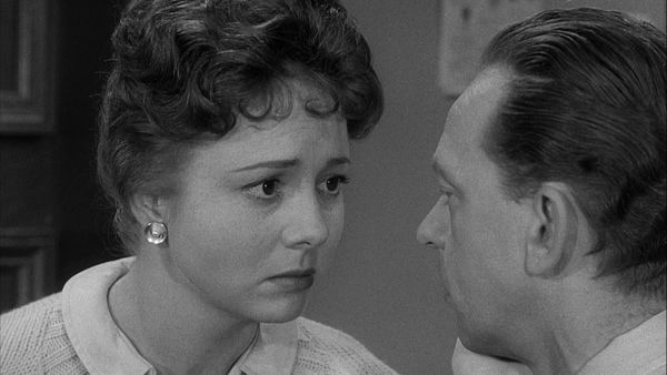 The Andy Griffith Show - Barney Gets His Man