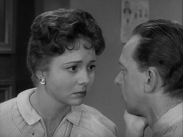 The Andy Griffith Show - Barney Gets His Man