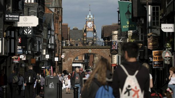 Britain's Most Historic Towns - Roman Cheste