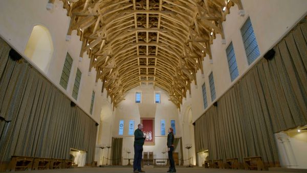 Britain's Most Historic Towns - Stewart Stirling
