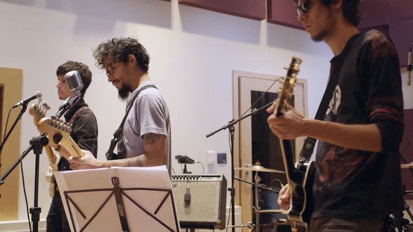 Mixados - Vivendo do Ócio & Garotas Suecas