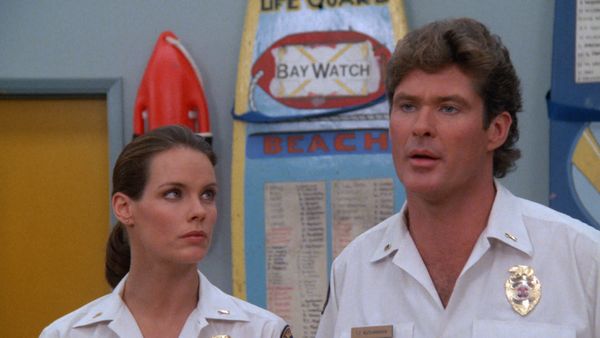 Alerte à Malibu - S.O.S. sauveteurs