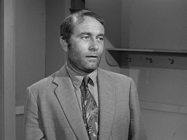 The Andy Griffith Show - Barney's Bloodhound