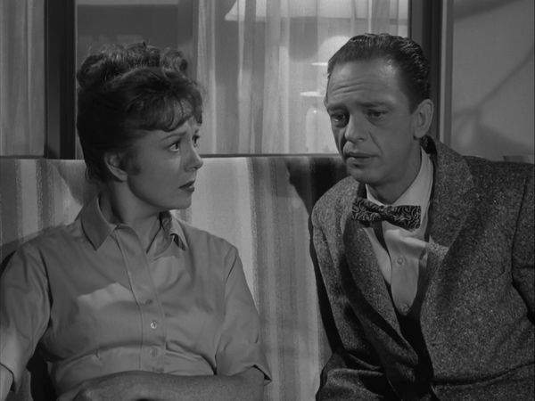 The Andy Griffith Show - Man in the Middle