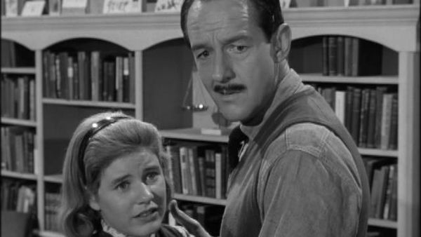 The Patty Duke Show - Auld Lang Syne
