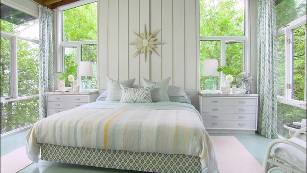 Sarah's Rental Cottage - Master Bedroom, Siding