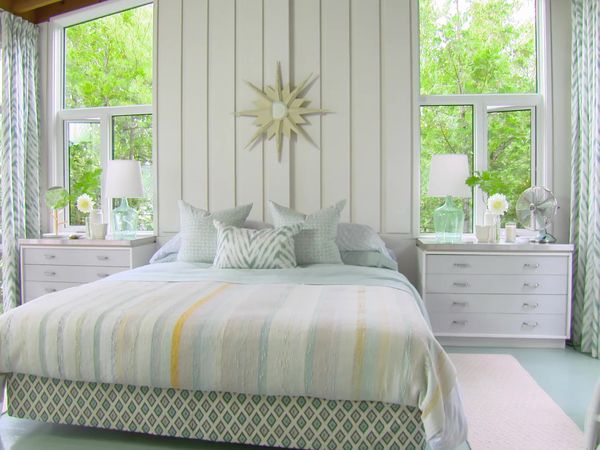 Sarah's Rental Cottage - Master Bedroom, Siding