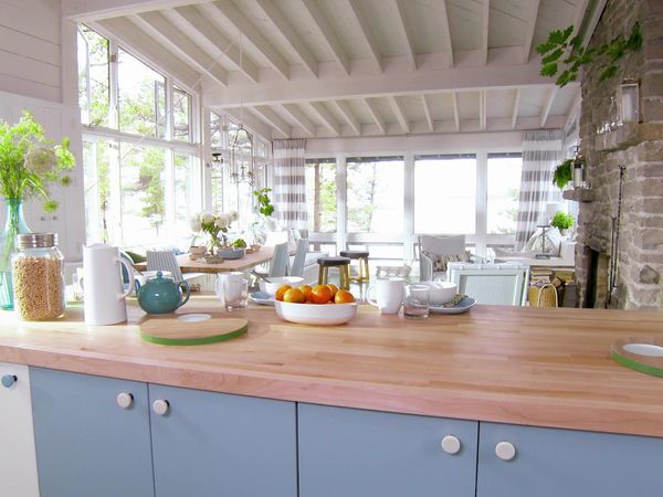 Sarah's Rental Cottage - Kitchen, Solar