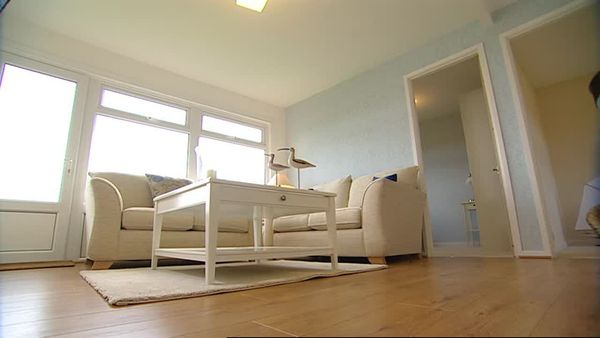 Homes Under The Hammer - Episode 6
