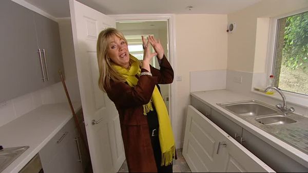 Homes Under The Hammer - Episode 3