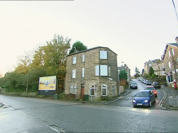 Homes Under The Hammer - Episode 9