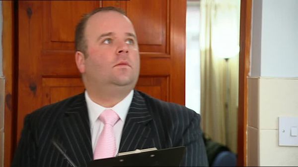 Homes Under The Hammer - Episode 12