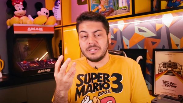 Nerdshow: Nostalgia - Curiosidades - 7 coisas que sempre vimos nos filmes e são mentiras!