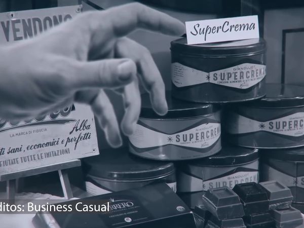 Nerdshow: Nostalgia - Curiosidades - O mistério da sua infância: por que o Kinder Ovo ficou tão caro?