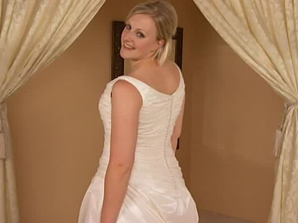 Bulging Brides - Stress Test