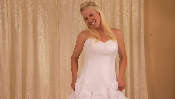 Bulging Brides - Destination Buff